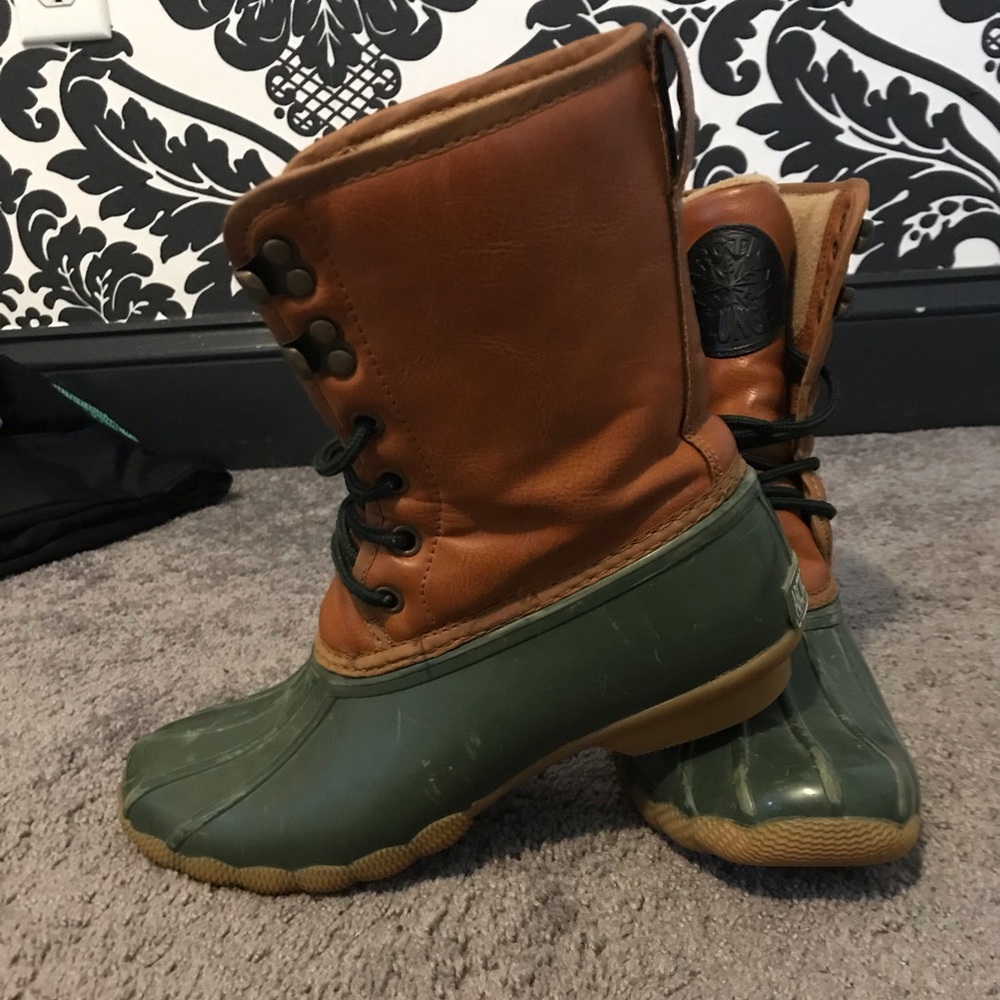 Artic plunge duck boots